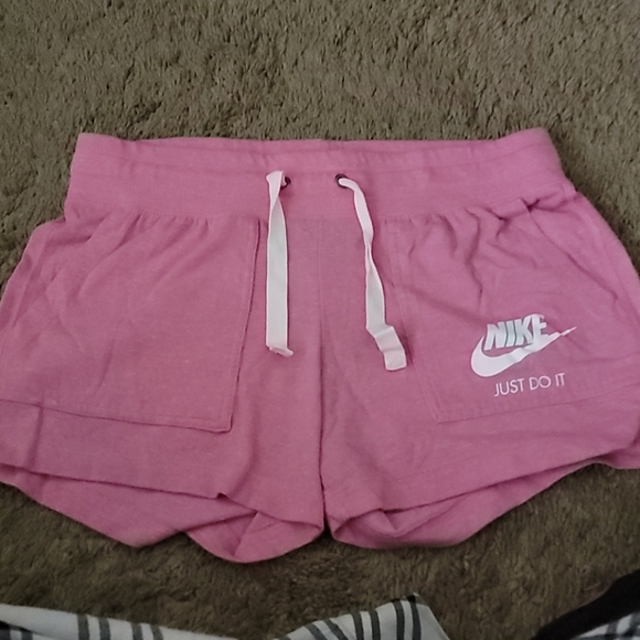 Nike Pants - Nike shorts